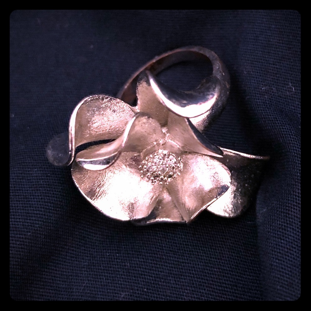 Silver flower ring size 8